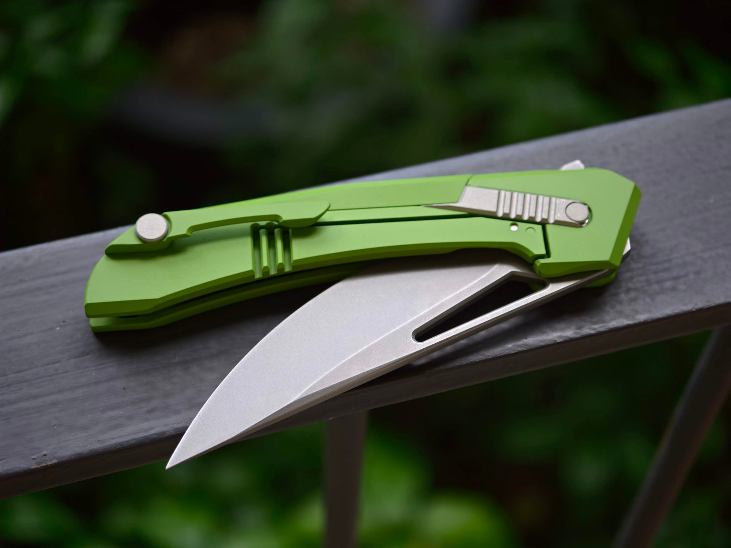 Atlas V3 - Zombie Green